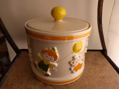 Vintage Metlox 3D Poppy Trail Cookie Jar W/Lid Kids Playing • $31.99