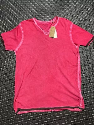 $27 • Buy NWT Guess Red Pink Short Sleeve V Neck Men's T Shirt Size XL