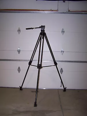 $125.99 • Buy Manfrotto Bogen Professional Tripod 3182 & 3063 Fluid Head W/Bottom Spreader 