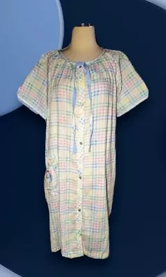 PLEASANT MEMORIES Pastel Pink Blue GRANNY Nightgown HOUSE DRESS Plaid Sz Medium • $17.99