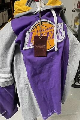 NWT Men's Los Angeles Lakers Mitchell & Ness Pullover Hoodie • $49.99