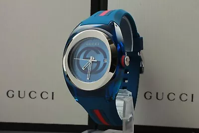 *NEAR MINT W/ Box* GUCCI 137.1 YA137104A Sink Date Blue Dial Rubber Quartz Watch • $199.99