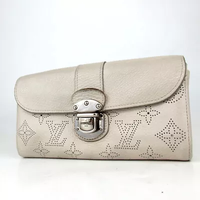 Authentic LOUIS VUITTON M58159 Mahina Portefeiulle Iris Purse Leather[Used] • $0.99