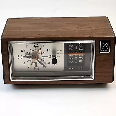 Vintage GE Alarm Clock Radio AM/FM 7-4550D Tested Works General Electric Wood Gr • $29.95