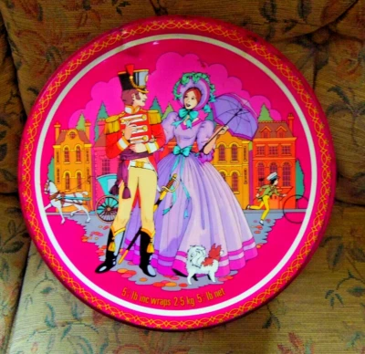 Vintage Mackintosh's Quality Street Empty Tin . 2.5kg 5.1/2lb Net 1970's • £12.95