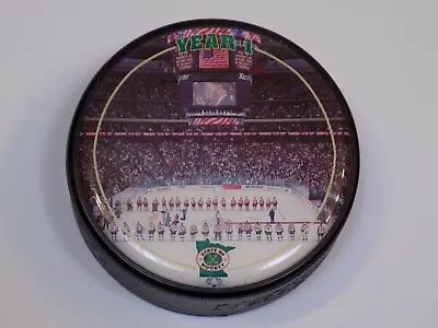 Minnesota Wild NHL Hockey Puck Official Game Old Trophy Gufex Year 1 2000 - 2001 • $16.99