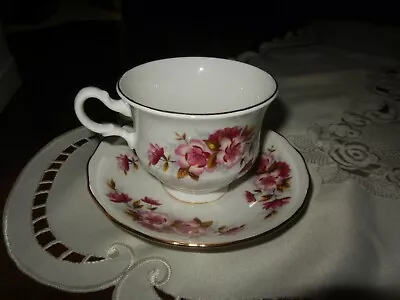 QUEEN ANNE England Pink/Red Floral Fine Bone China Cup & Saucer Set  • $3