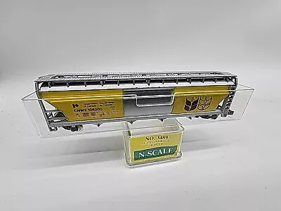 N Scale Model Power 3489 Gov. Of Canada Cylindrical Covered Hopper CNWX 106200 • $15.99