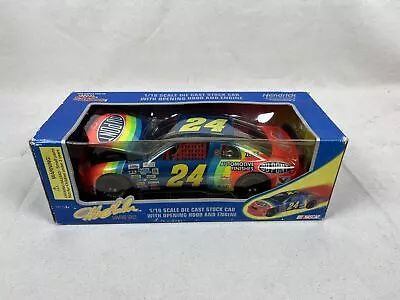 Racing Champions 1:18 #24 Jeff Gordon Dupont 1995 CHAMPION Hendrick Motorsports • $14.95