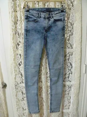 =*H&M DIVIDED WOMEN 6 (26x30) SKINNY JEANS-8  LOW RISE-STRETCH-CROPPED-ACID WASH • $5
