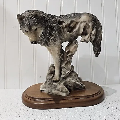 Mill Creek Studios 'Nomad' Wolf Sculpture Signed By Randall Reading 9.5  X 10  • $54.88
