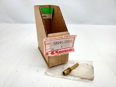 $12.59 • Buy 1 New Kawasaki KZ440 KZ750 KL250 KLR250 KZ305 NEEDLE JET HOLDER NOS 13091-1050