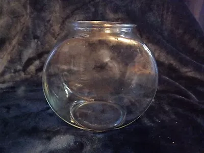 Vintage Clear Glass Goldfish Beta Fish Bowl Aquarium 8.5  X 8.5  X 5   1 Gallon • $15