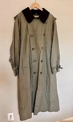 Vintage Burberry Trench Coat Mens Sz 46L Removable 100% Wool Double Breasted • $149.95