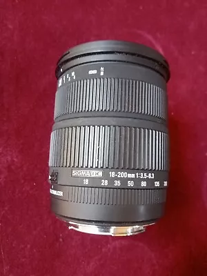 Canon EF-S Sigma DC 18-200mm F/3.5-6.3 OS DC Zoom Stabilizer Lens • £115