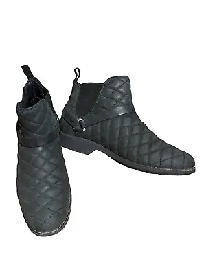 Teva De La Vina Dos Waterproof Quilted Chelsea Boot Ankle Bootie $135 Size 11 • $27.99