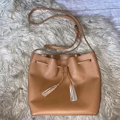 J Crew Tan Crossbody Bucket Purse Drawstring Fringe Adjustable Strap • $15.60