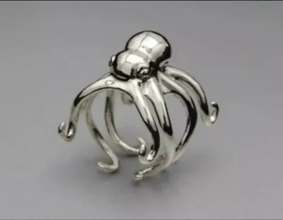 Stunning Octopus Ring Size L. • £35