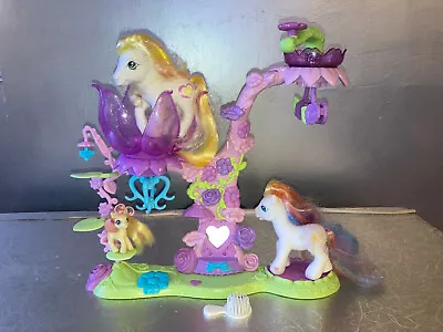 My Little Pony Twist & Style Petal Parlor Playset MLP G3 Zipzee Breezie • $48.99