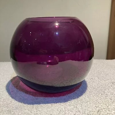 Kenneth Turner Glass Bowl Signed On Base • £8.49