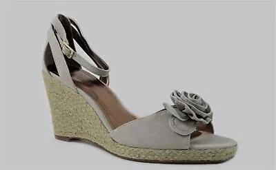 Ellen Tracy Women's Biscayne Ankle Strap Wedge Sandals Beige Size 10 M • $24.50