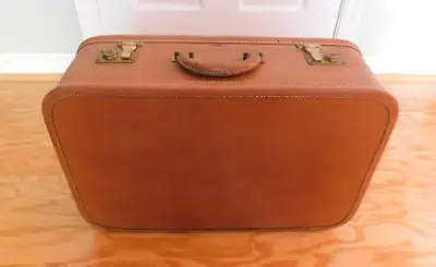 Vintage Leather Suitcase Hard SideBG STYLITE 1950's PhilaelphiaPa.retro • $60