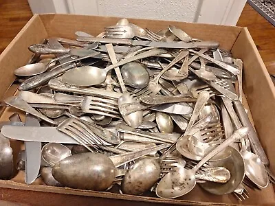 (12) Lot Of Vintage Silver Plated Silverware. Mixed Variety Of 12 Pieces  • $11.98