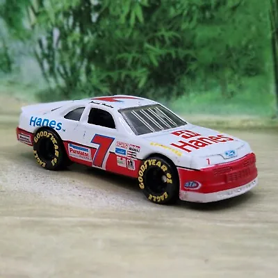 Matchbox Ford Thunderbird Nascar Diecast Model Car 1:66 (28) Excellent Condition • £7.80