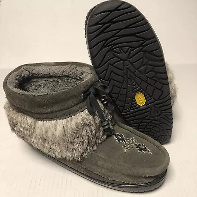 Manitobah Mukluks KEEWATIN MUKLUK Suede Charcoal Vibram Rubber Sole Womans Sz 6 • $55.18