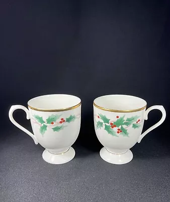 Mikasa Ribbon Holly Bone China 2Pc Mug • $18.80