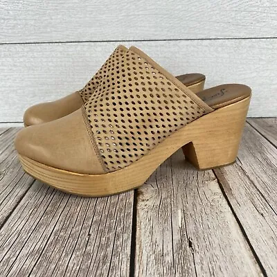 Free People Logan Clog Shoes Women's 39 / 8.5 Tan Brown Leather Platform Wooden • $40