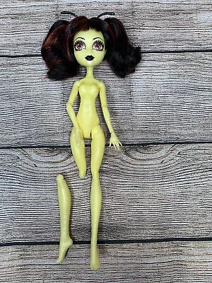 Monster High Boo York Gala Ghoulfriends Luna Mothews Doll Damaged Nude Parts • $14.98