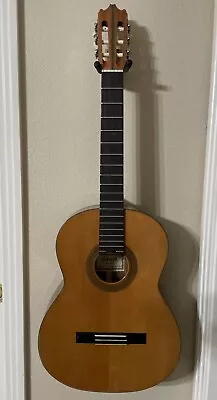 Vintage Ventura Bruno V-1586 Classical Guitar (No Case)(Repair) • $160