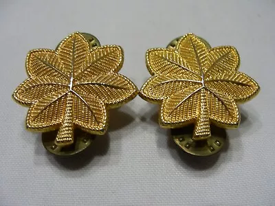 U.S. ARMY MAJOR RANK INSIGNIA - Vintage Oak Leaf Lapel Collar Hat Pins! • $11.99