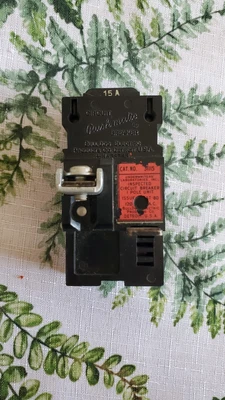 $11.40 • Buy Pushmatic 15 Amp 1 Pole Circuit Breaker Bulldog 120/240VAC