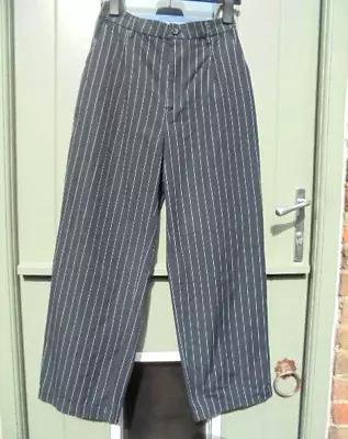 H&M Pinstripe Trousers Size 12 M • £2.35