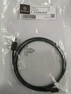 Mercedes-Benz MBUSA Media Interface Consumer Cable USB To Micro USB A2138204402 • $11.04