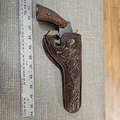 Great Vintage Tooled Holster Revolver  For Repair. For 5 Shot 38 Revolver.  • $24.99