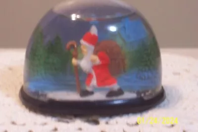 Santa Claus With Cane In A Plastic Snow Globe Dome VGC China Vintage ? • $9.50