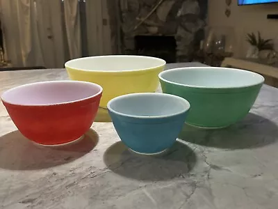 Set Of 4 True Vintage Pyrex Milk Glass Bowls • $29