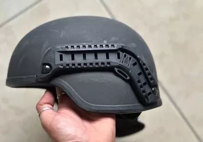 KDH Defense Systems MICH NIJ III Medium Ballistic Helmet With Rails • $250