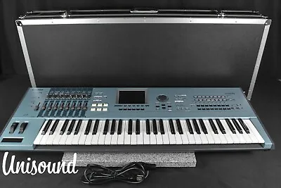 YAMAHA MOTIF XS6 Music Workstation Synthesizer In Very Good Condition. • $1350