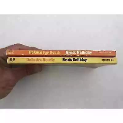 Brett Halliday Lot Set 2 Paperback Both 1st Print 1969 & 70 Mike Shayne Mystery • $12.99