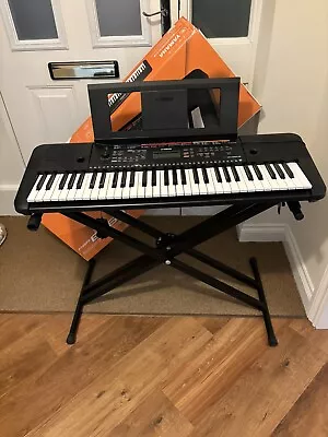 Yamaha PSR-E263 Portable Keyboard With Stand Excellent Condition • £105