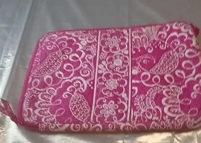 🔥🔥Vera Bradley 17  Laptop Sleeve In Twirly Bird Pink. BEAUTIFUL CONDITION • $13.99