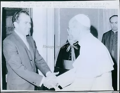 1969 President Nixon Meets Pope Paul Vi Shakes Hands Politics Wirephoto 7X9 • $19.99