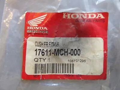 NOS Honda VTX1300/VTX1800 2002-2005 Factory Fuel Tank Cushion OEM 17611-MCH-000 • $9.99