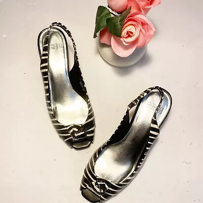 Mootsies Tootsies Open Toe Slingback Women Sandal Shoes Zebra Print Size 8W • $17.50