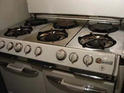 O'Keefe & Merritt  Antique Stove RARE 6 Burners And 2 Ovens • $4000