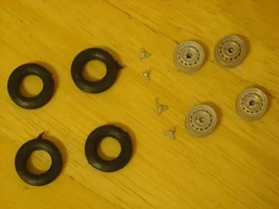 1/43rd Scale Dunlop Wheels With Separate 3 Ear Spinners By K&R Replicas  • £2.85